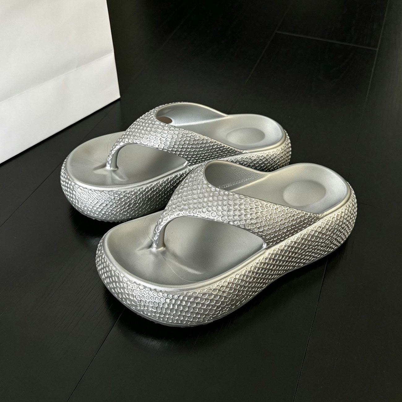 صندل نسائي صيفي أنيق بلون موحد - مراجعة Insole Arch Support وسعره