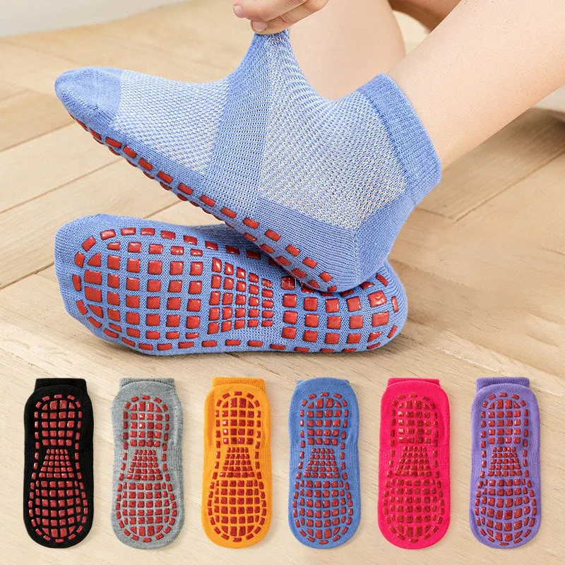 جوارب أطفال غير قابلة للانزلاق - مراجعة Anti Blister Sock وسعره