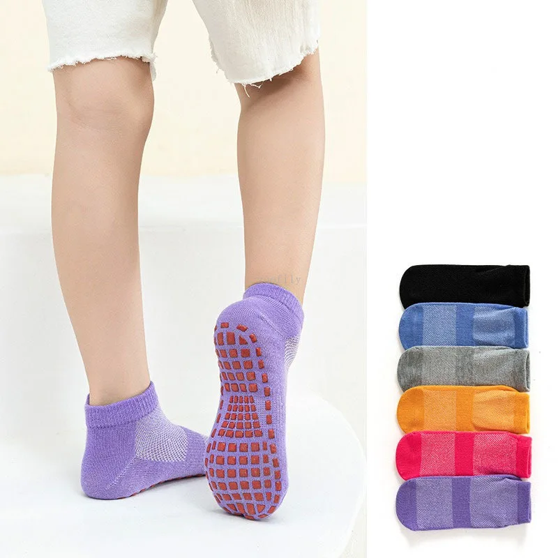 جوارب أطفال غير قابلة للانزلاق - مراجعة Anti Blister Sock وسعره